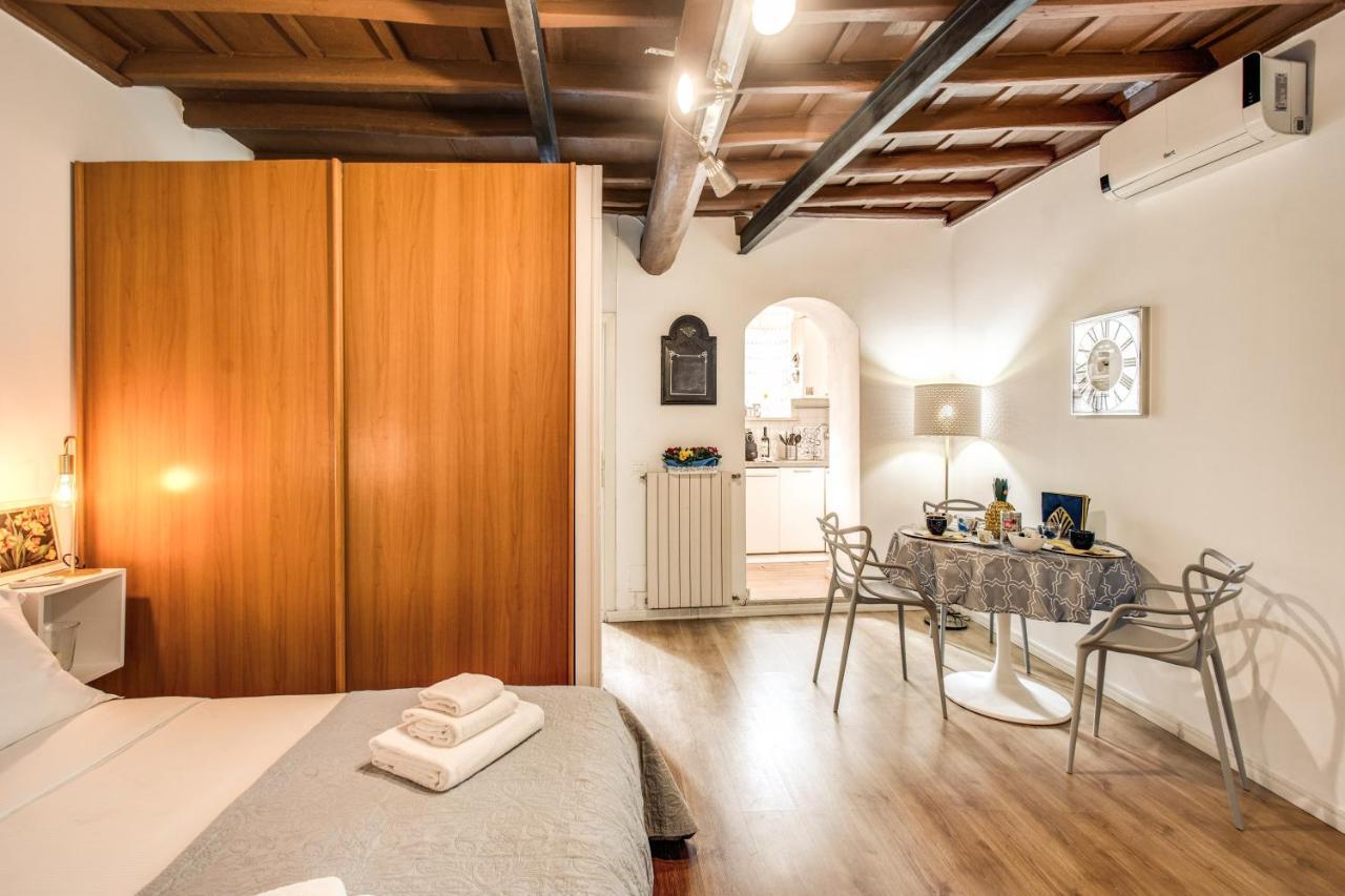 4C Colosseo Holidays Appartement Rome Buitenkant foto